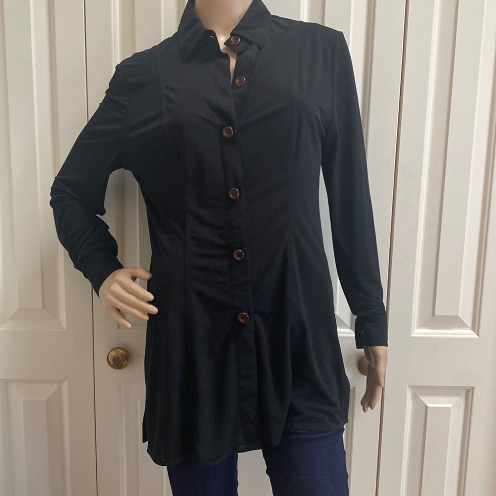 Saks Fifth Avenue Gottex Black Button Front Long Sleeve Size M.